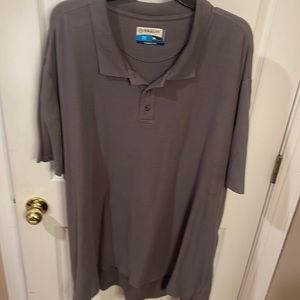3XL collard shirt. Great condition. Perfect gift for a big and tall.